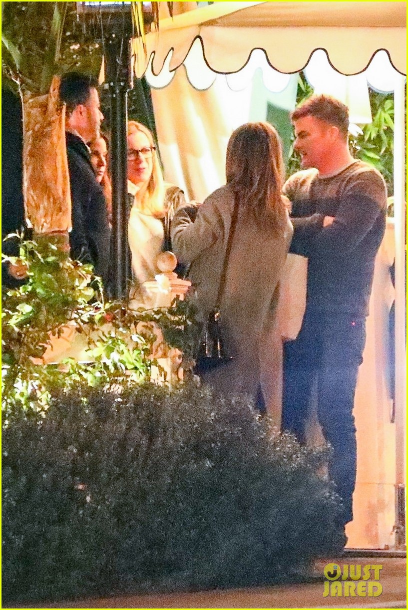 Photo jennifer aniston dinner november 2019 10 Photo 4396123 Just