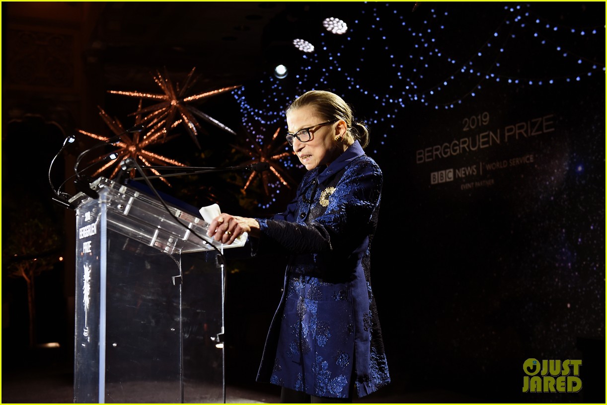 Olivia Wilde, Karlie Kloss & More Help Honor Ruth Bader Ginsburg at
