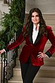 idina menzel mindy kaling more get festive at polo ralph lauren holiday party 05