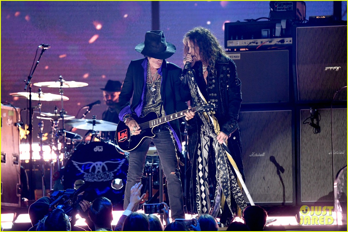 Aerosmith & RunDMC Perform Together at the Grammys 2020 Photo 4424038