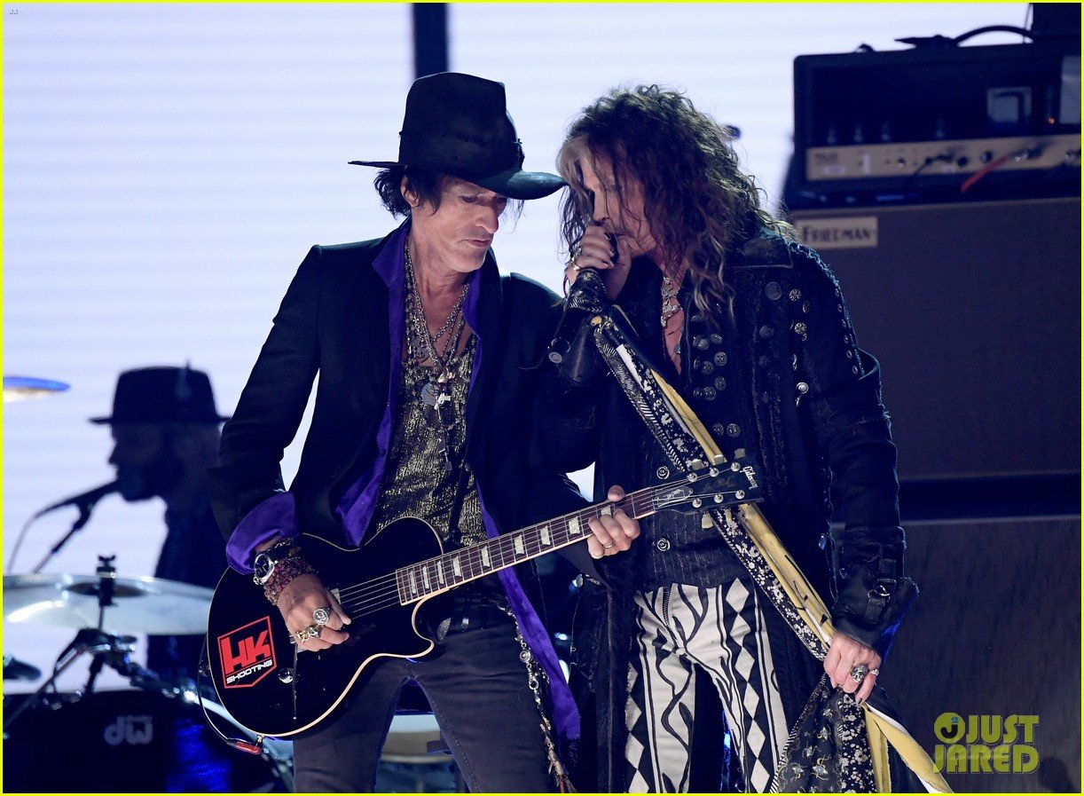 Aerosmith & RunDMC Perform Together at the Grammys 2020 Photo 4424039