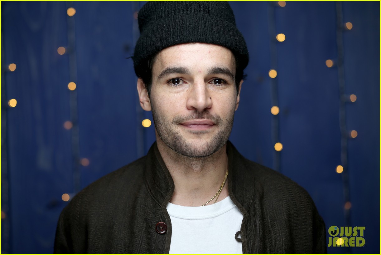 Photo: aubrey plaza sarah gadon christopher abbott black bear sundance
