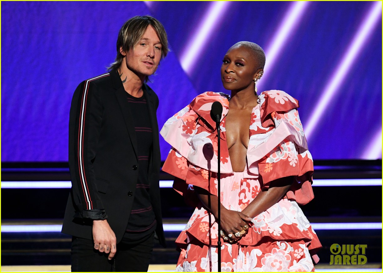 Cynthia Erivo Presents Best Pop Solo Performance With Keith Urban at Grammys 2020 Photo 4423530