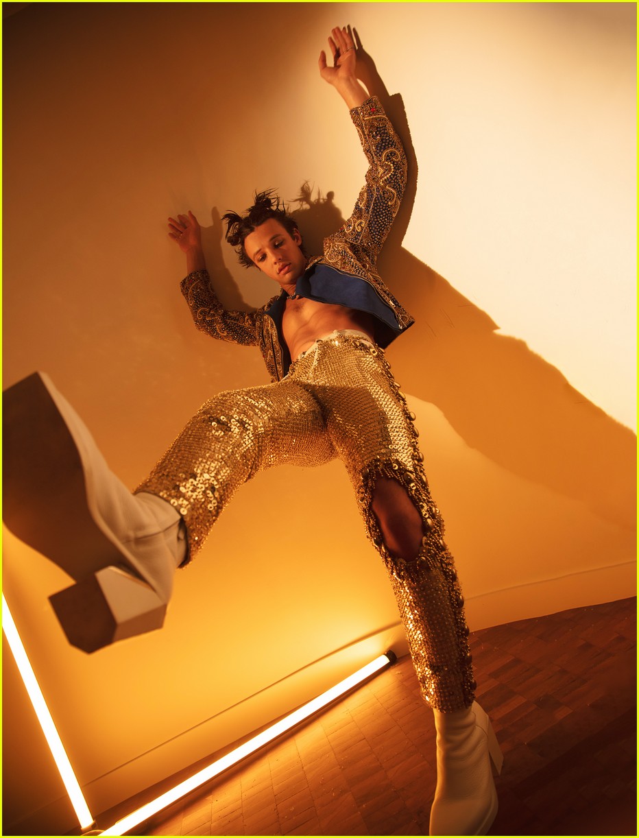 Cameron Dallas Strips Down to His Underwear for 'Mood' Photo Shoot