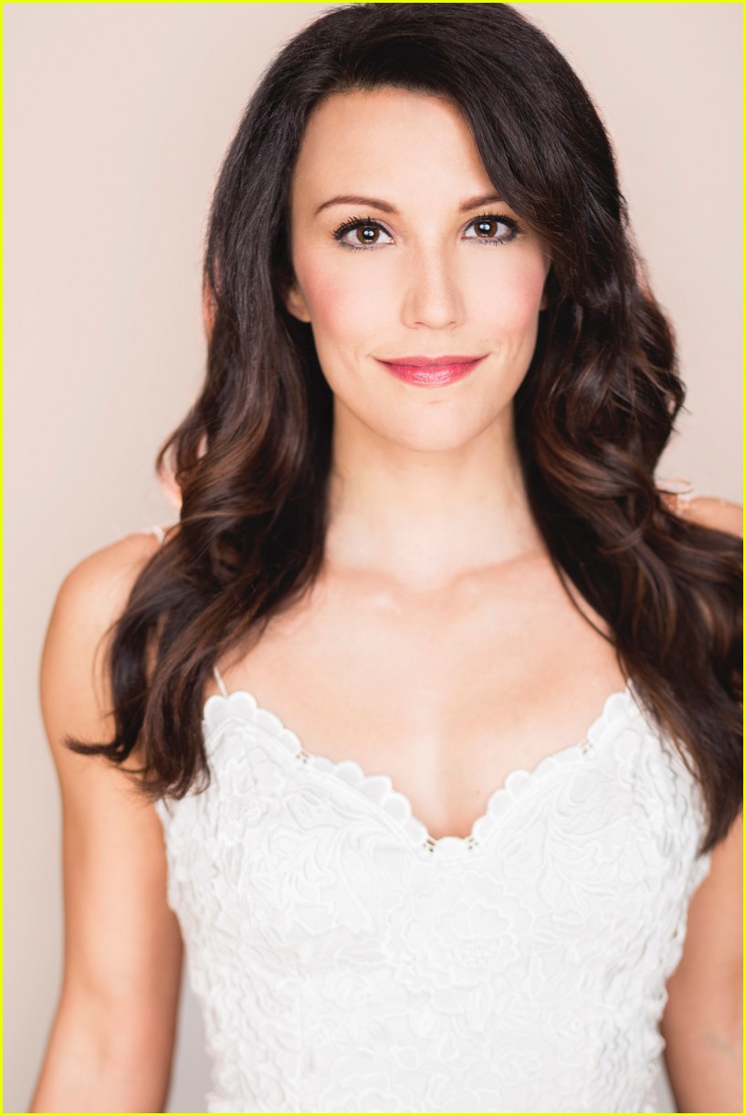 Meet the Stars of the 'Frozen' National Tour with These 10 Fun Facts