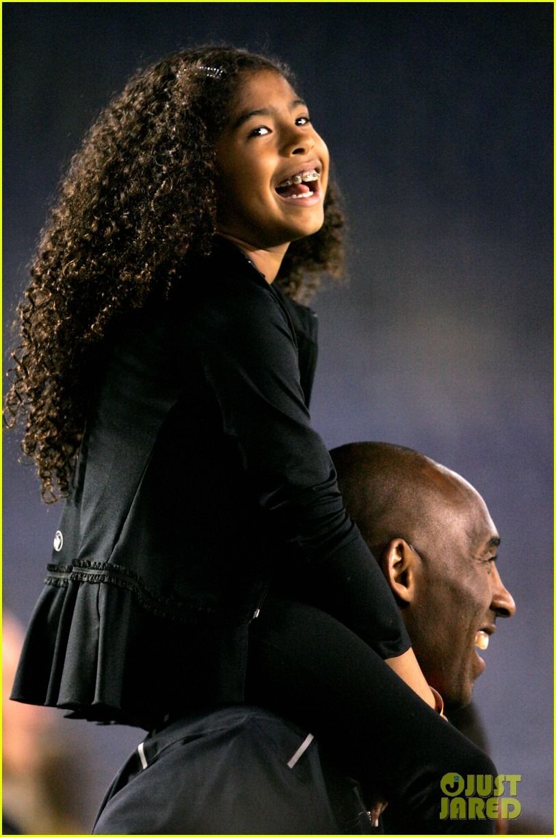 Kobe Bryant's 13YearOld Daughter Gianna Dies in Helicopter Crash With