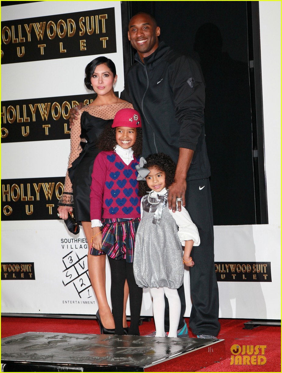 Kobe Bryant's 13YearOld Daughter Gianna Dies in Helicopter Crash With