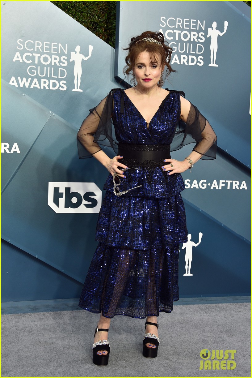 Helena Bonham Carter Rocks Shades at SAG Awards 2020 Photo 4418301