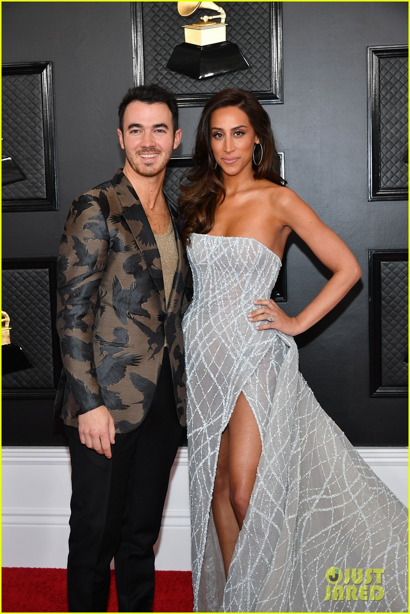 Jonas Brothers Bring Their Wives to Grammys 2020 See Red Carpet