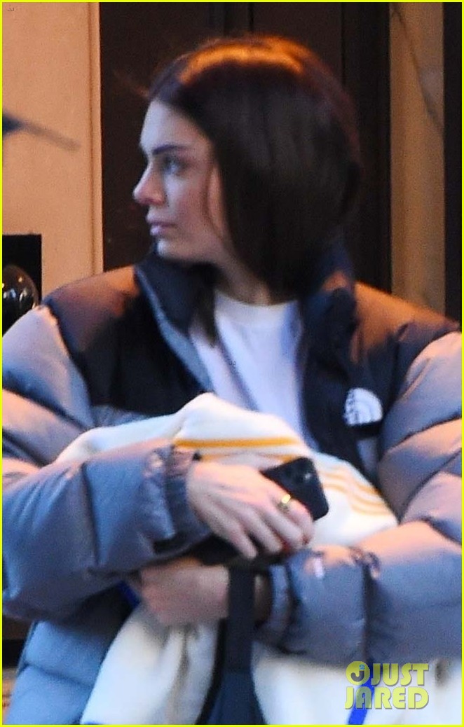 Kendall Jenner Arrives at the Airport Following Lunch Date With Ben