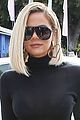 khloe kardashian switches lunch outfit 03