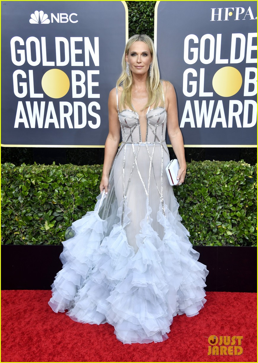 Photo: molly sims winnie harlow karamo brown golden globes 04 | Photo