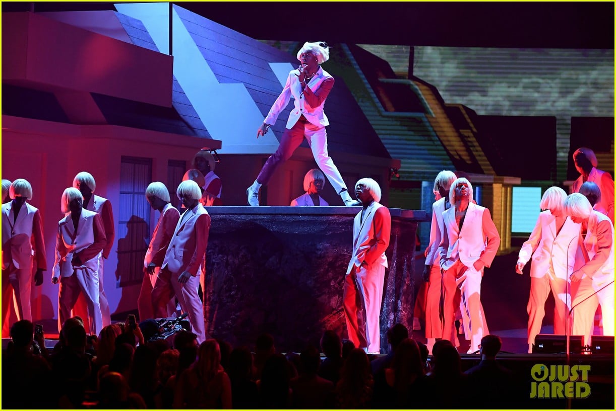 Tyler The Creator Puts On Explosive 'Earfquake' Performance at Grammys(00)