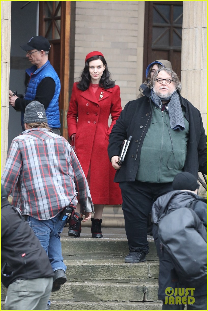 Bradley Cooper Sports a Thin Mustache While Filming 'Nightmare Alley