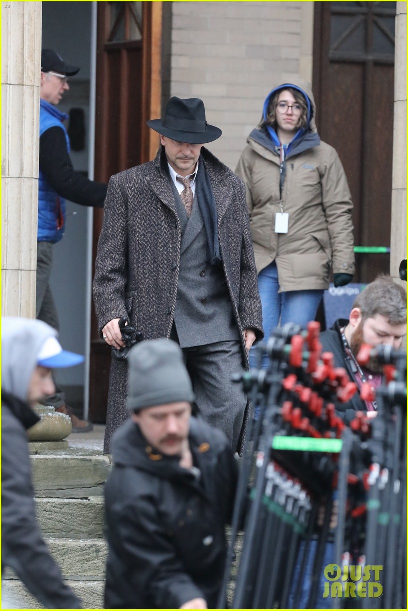 Photo: bradley cooper rooney mara nightmare alley set photos 12 | Photo