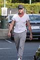 eric dane puts his muscles on displays while running errands 04