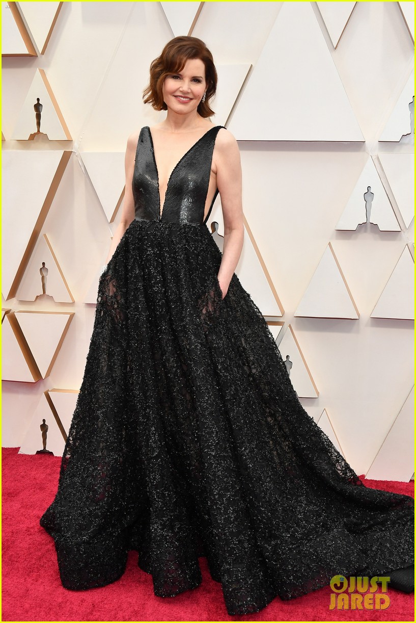 Geena Davis Stuns in Beautiful Black Gown at Oscars 2020: Photo 4433697