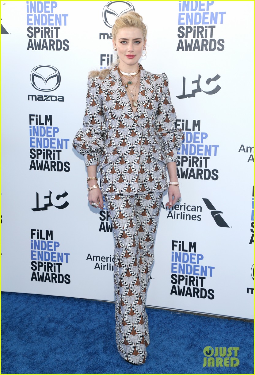 Amber Heard Rocks Fendi Suit for Spirit Awards 2020 Photo 4432473