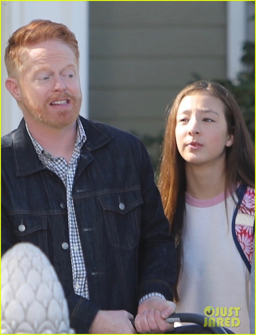 These 'Modern Family' Set Pics Reveal Huge Spoiler! Photo 4441497