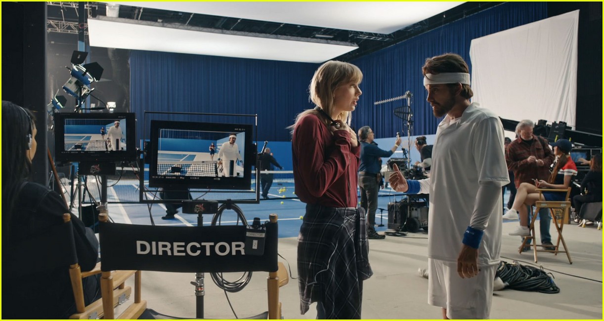 Taylor Swift Transforms Into a Man for 'The Man' Video Watch Now