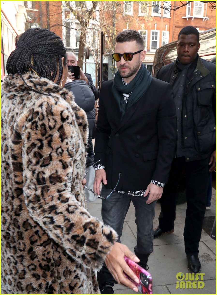 Justin Timberlake & Anna Kendrick Keep It Chic for More 'Trolls World