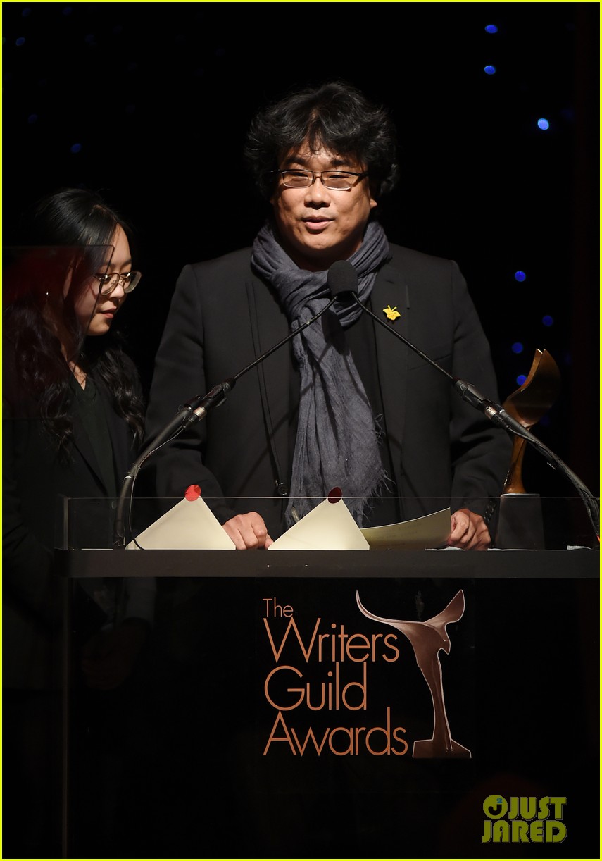 taika waititi bong joon ho win at wga awards 39