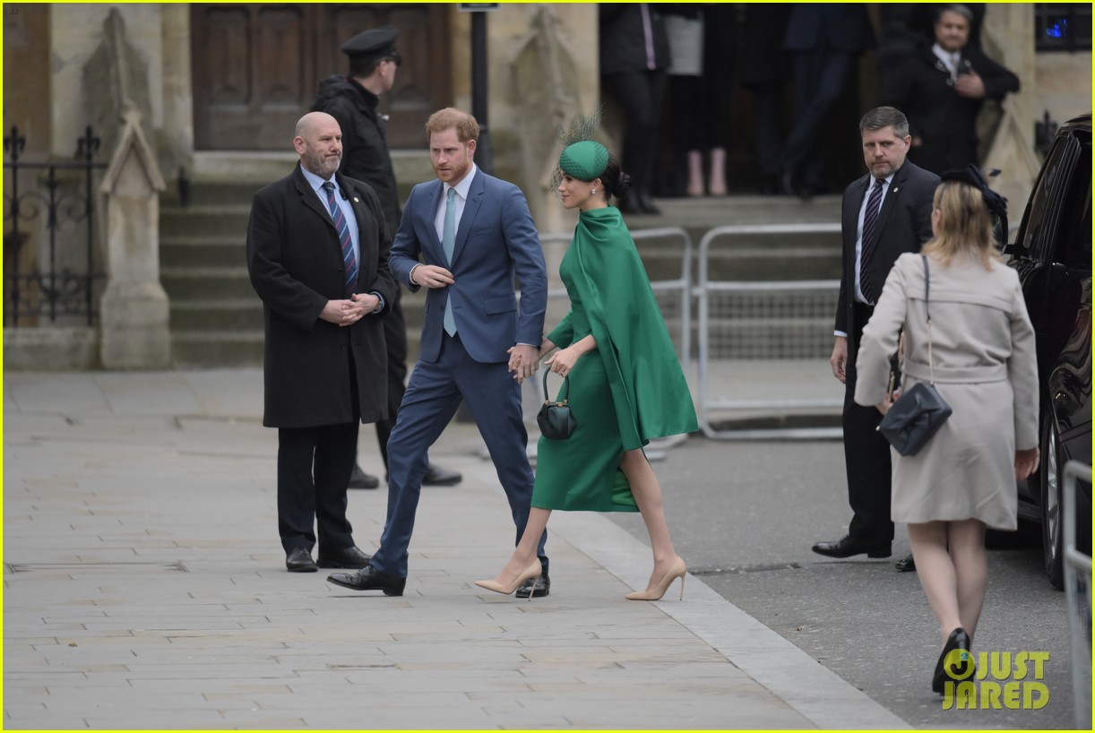 Kate Middleton, Meghan Markle & Their Husbands Reunite at Commonwealth