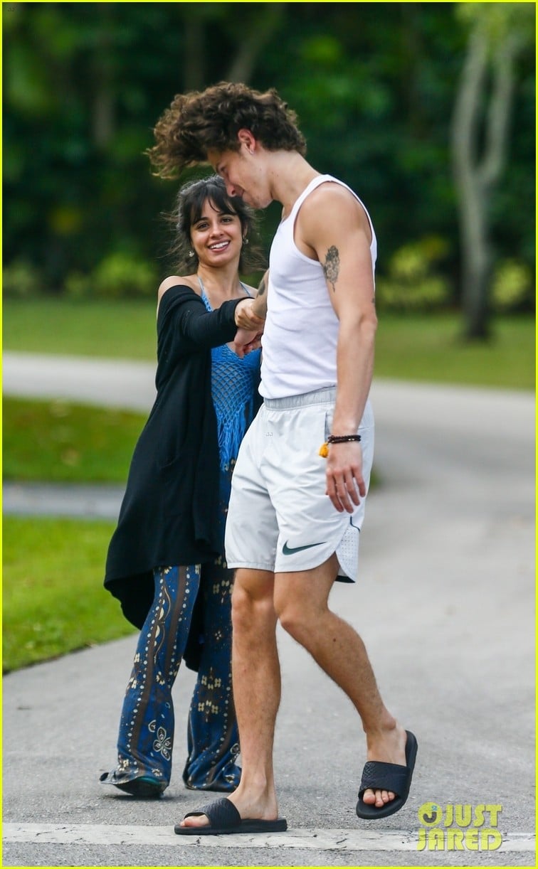 Shawn Mendes & Camila Cabello Share a Passionate Kiss on Their Morning