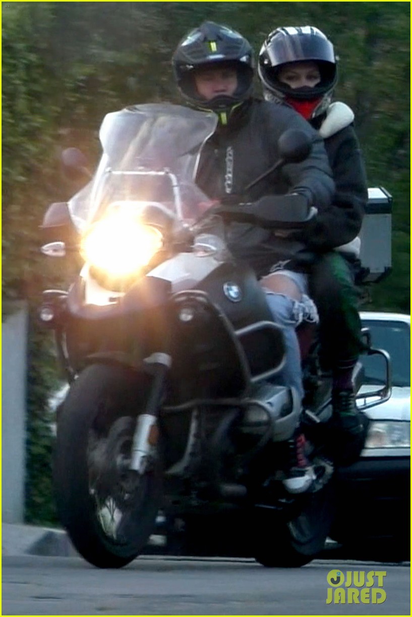 Channing Tatum & Jessie J Reunite for a Sunset Bike Ride Following