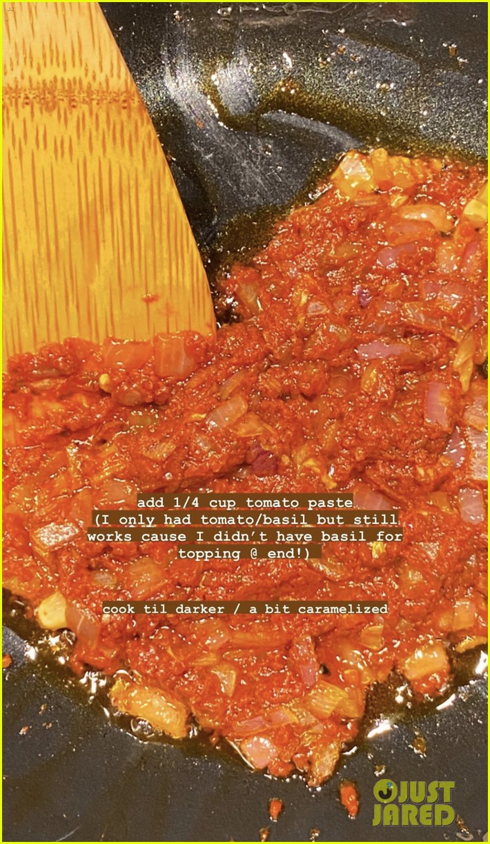 Gigi Hadid Shares Her Famous Spicy Vodka Sauce Recipe Without Vodka