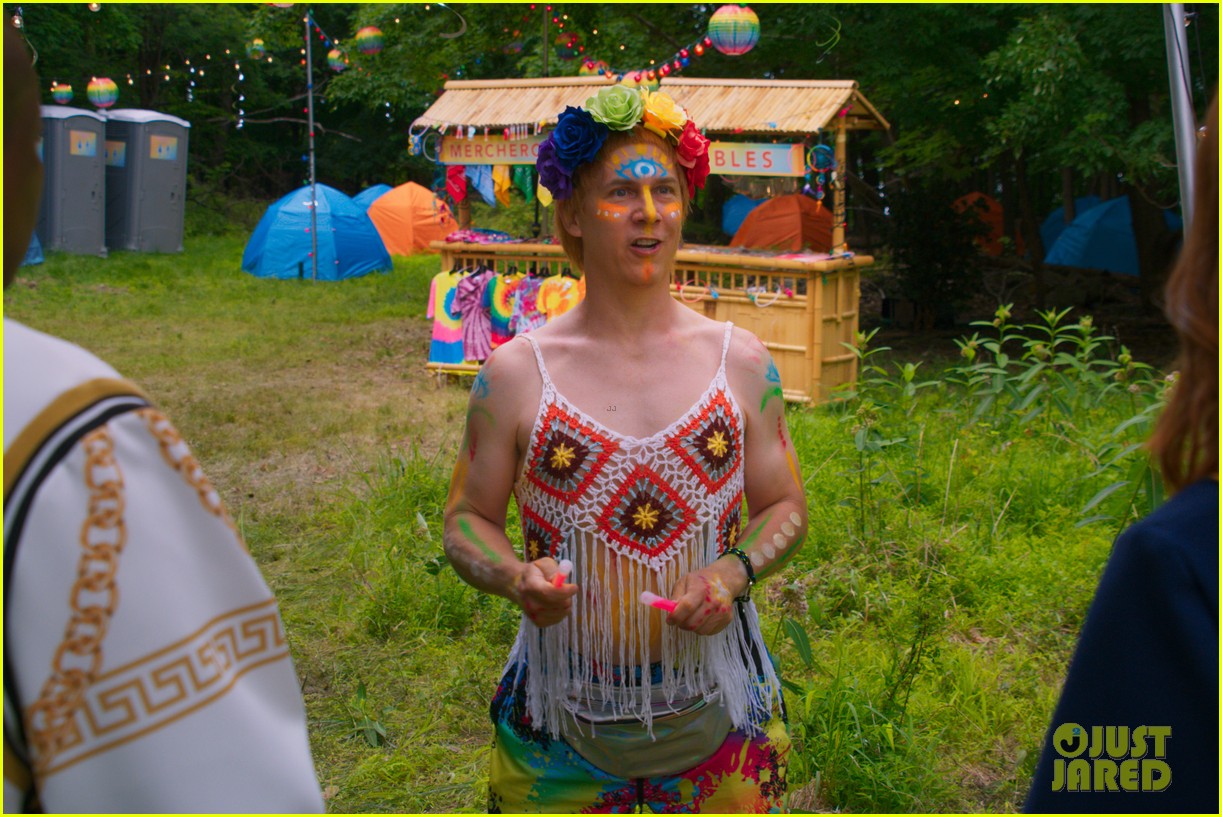 Kimmy Schmidt Goes In Search Of Another Bunker Girl in 'Unbreakable