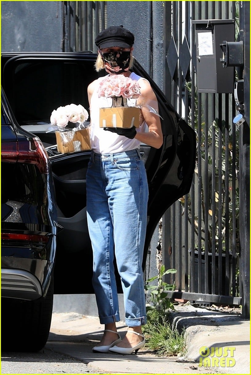 Diane Kruger's Flowers Match the Design on Her Face Mask! Photo