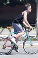 chris pine annabelle wallis bike ride 50
