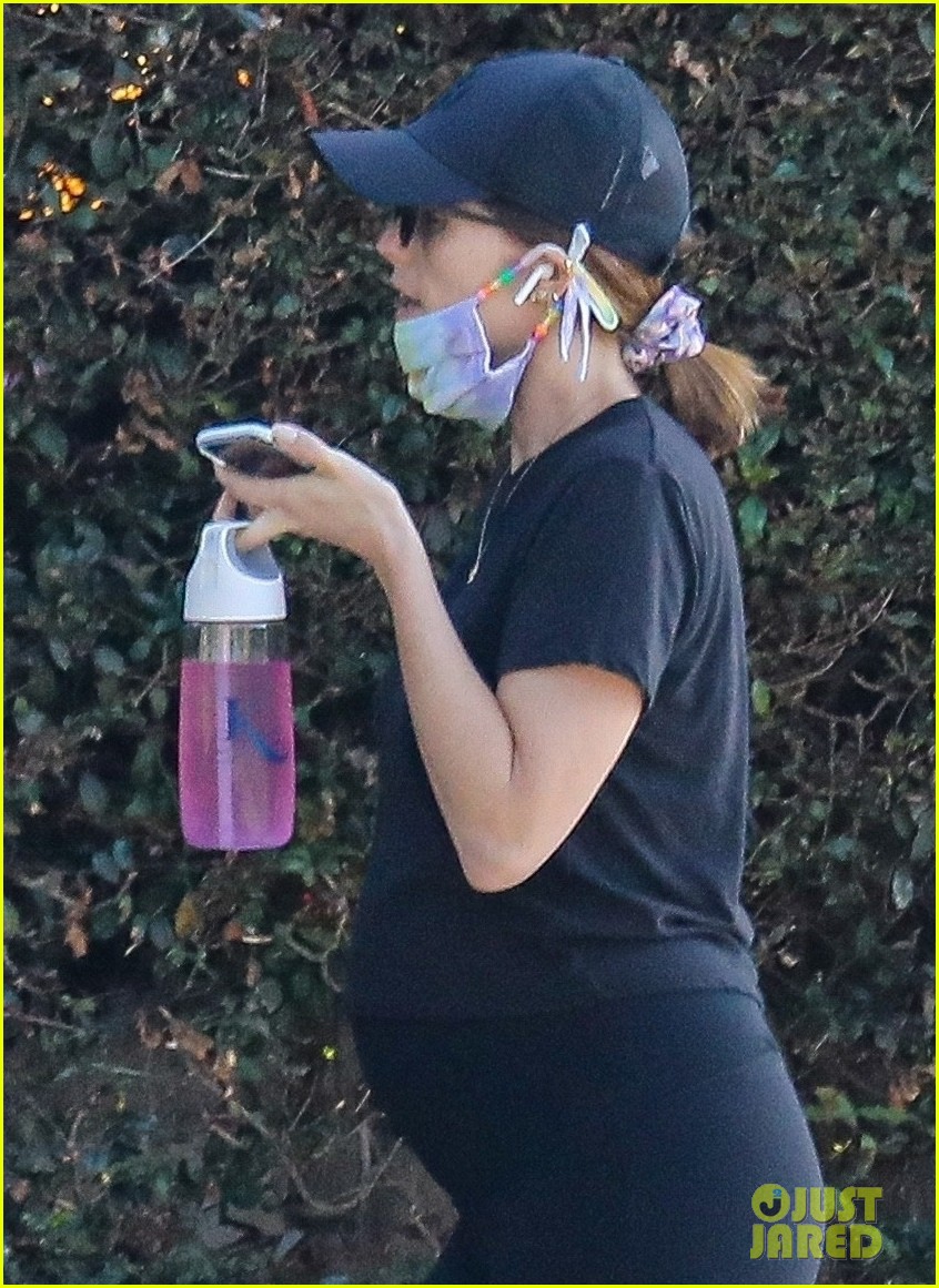 Katherine Schwarzenegger Wears Bump-Hugging Outfit While Out in Santa