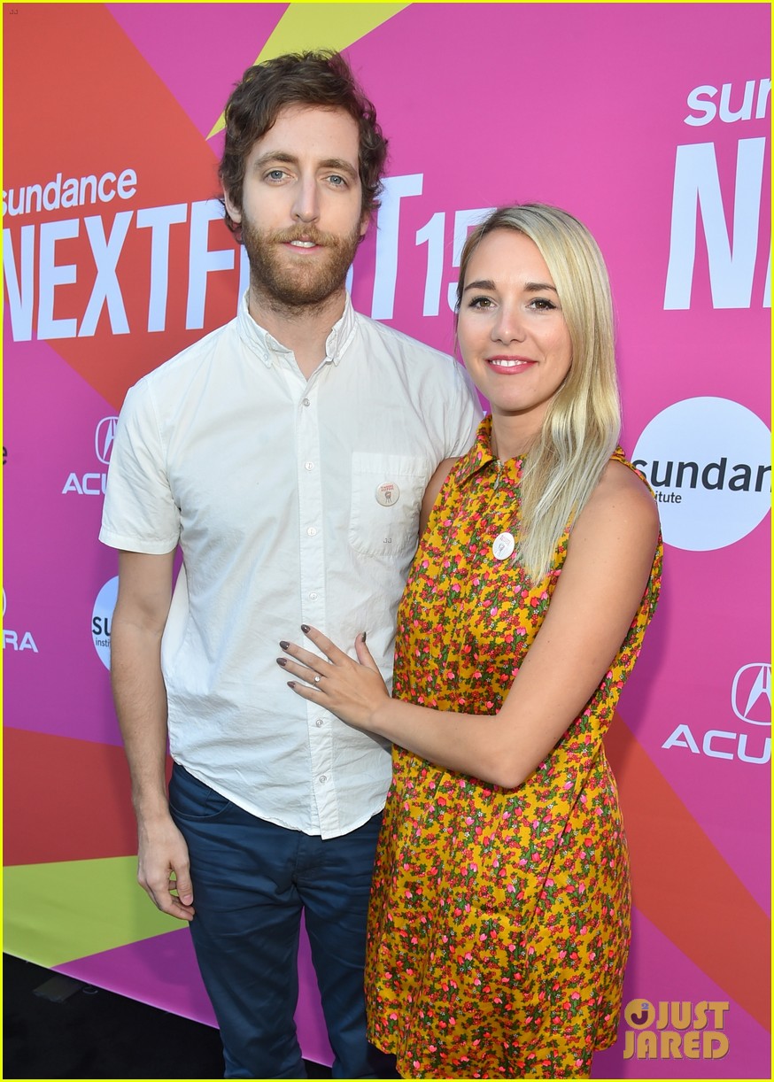 Silicon Valley's Thomas Middleditch Splits from Wife Mollie Gates After(01)