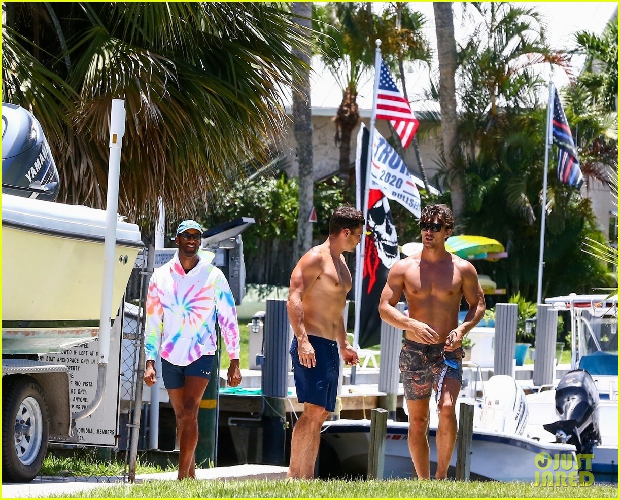 New 'Bachelor' Matt James' Chiseled Shirtless Body is On Display