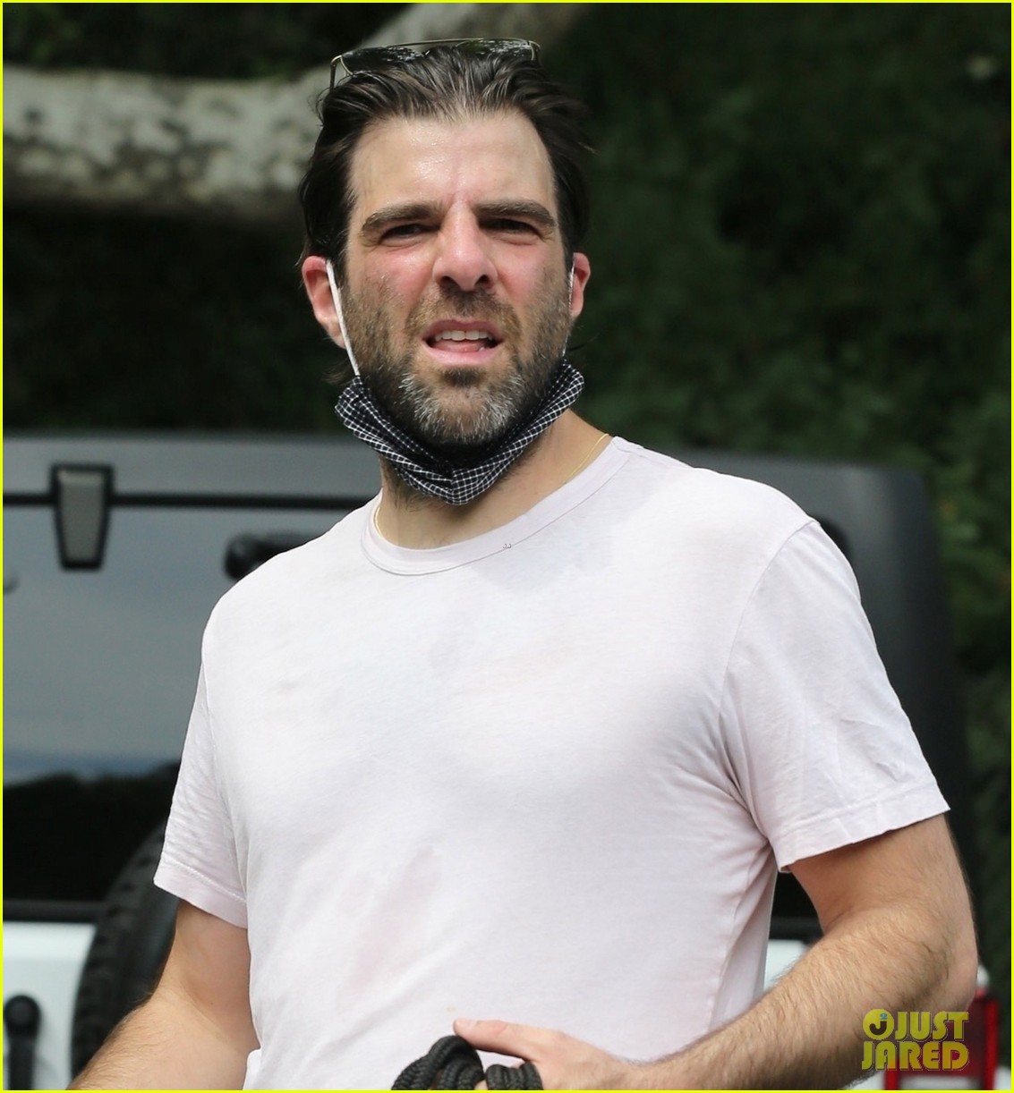 Zachary Quinto Goes For a Birthday Hike with His Dogs: Photo 4461921