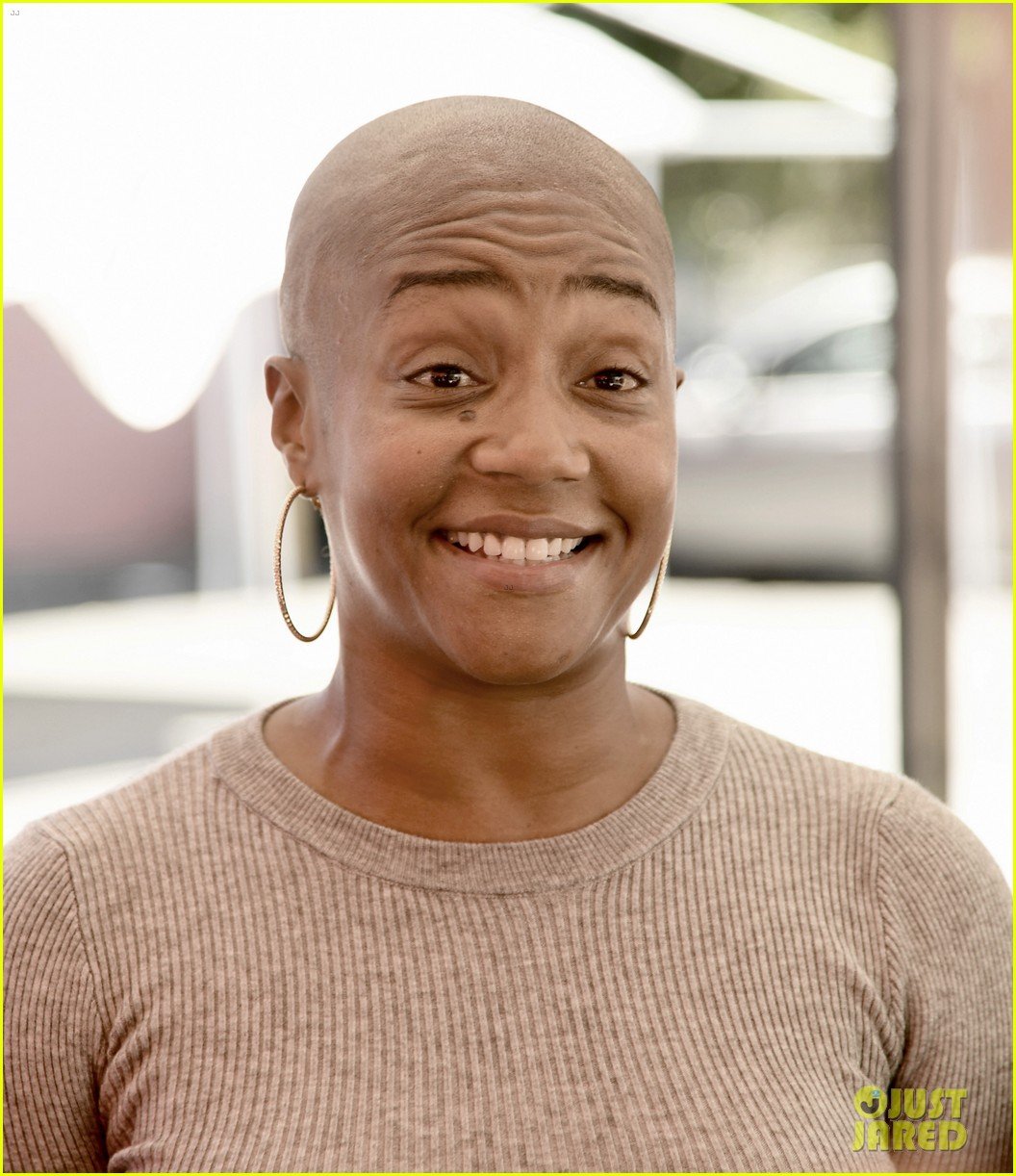 Tiffany Haddish Helps Donate Computers to People in Need During Drive