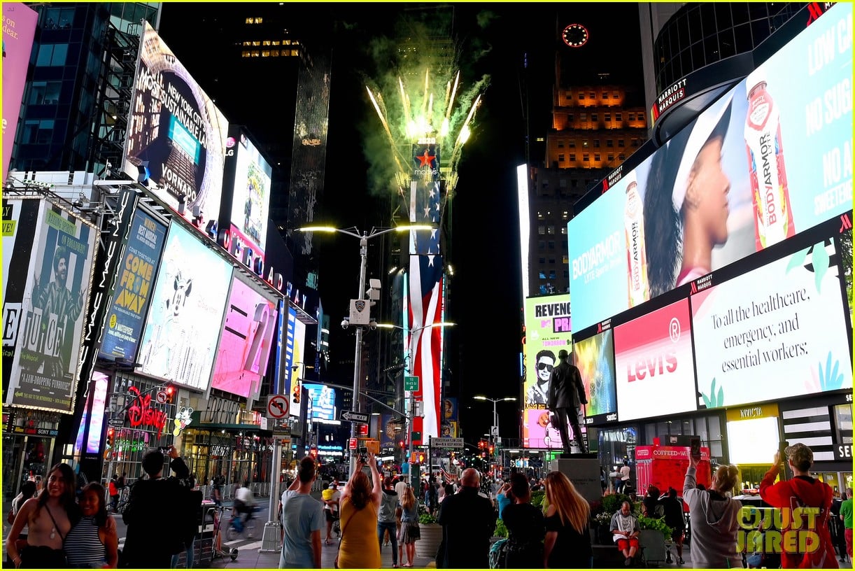 How to Watch Macy's July 4th Fireworks at Home Stream Video Here