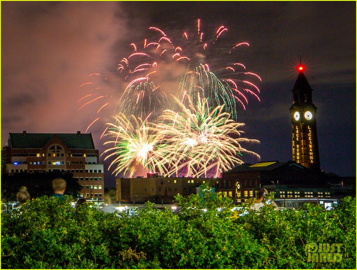 How to Watch Macy's July 4th Fireworks at Home Stream Video Here