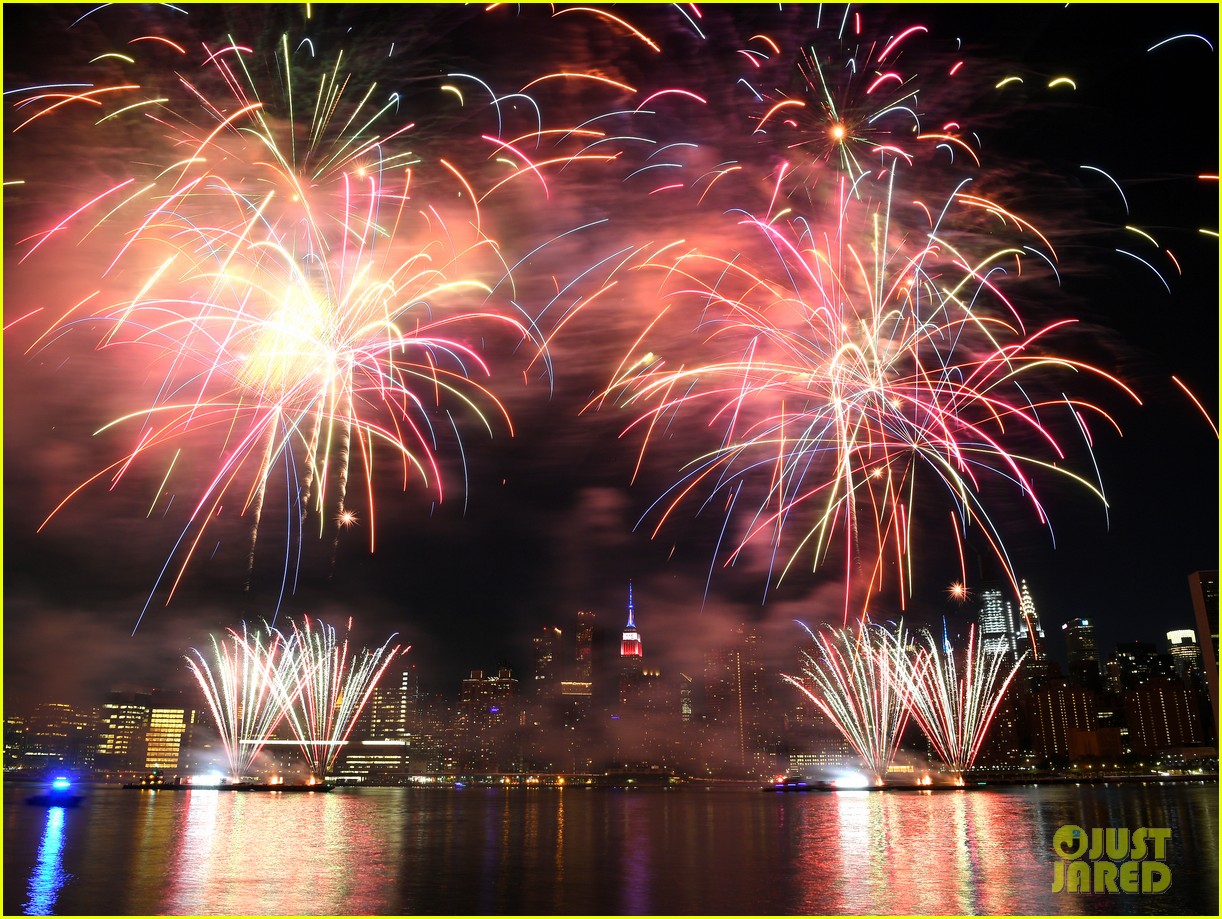 How to Watch Macy's July 4th Fireworks at Home Stream Video Here