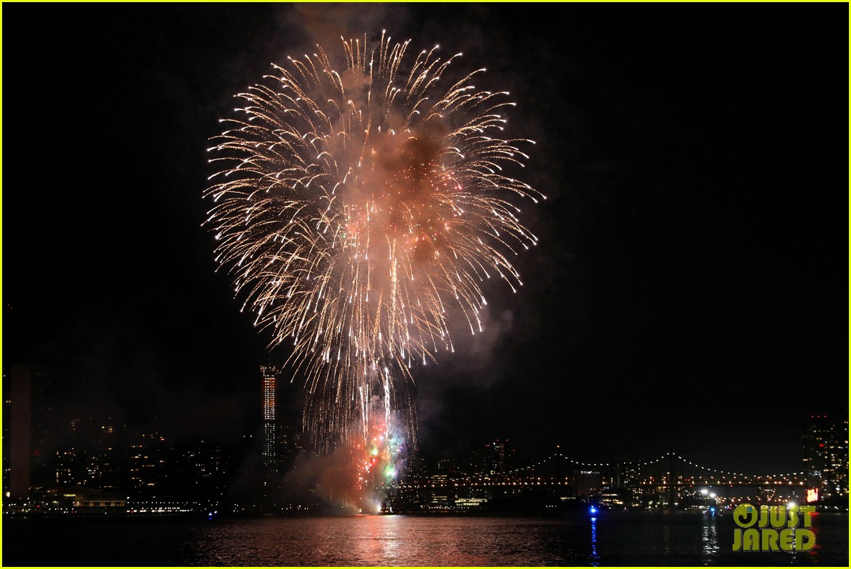 How to Watch Macy's July 4th Fireworks at Home Stream Video Here