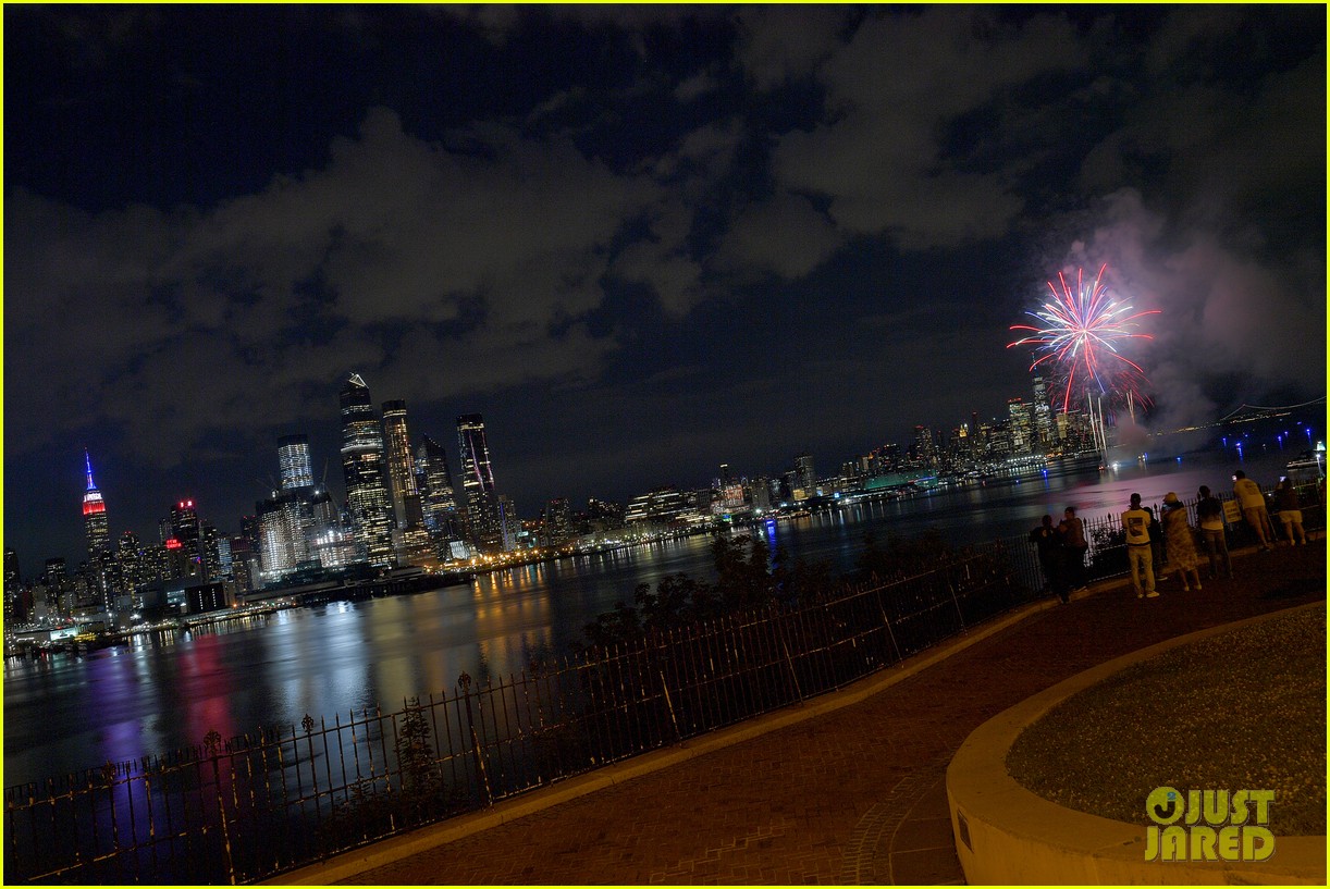 How to Watch Macy's July 4th Fireworks at Home Stream Video Here
