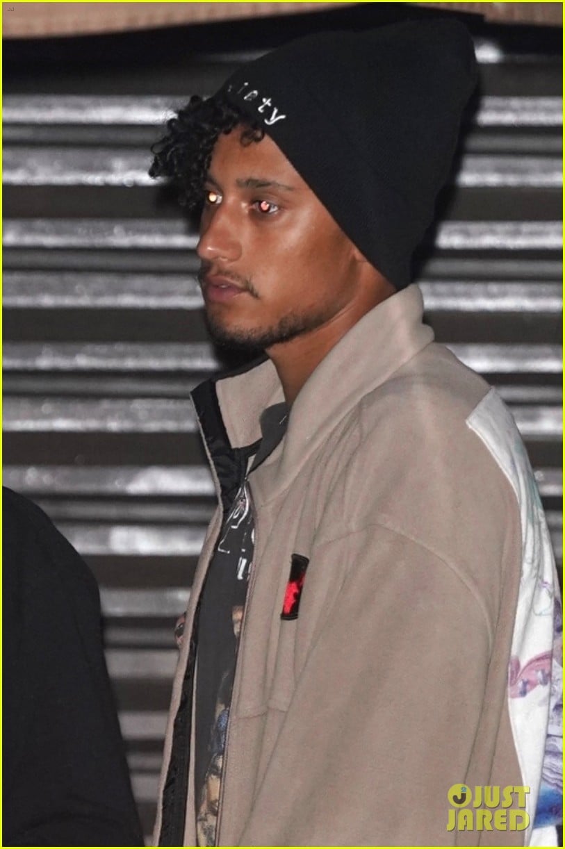 Jaden Smith Grabs Dinner with Sister Willow & Her Boyfriend Tyler Cole