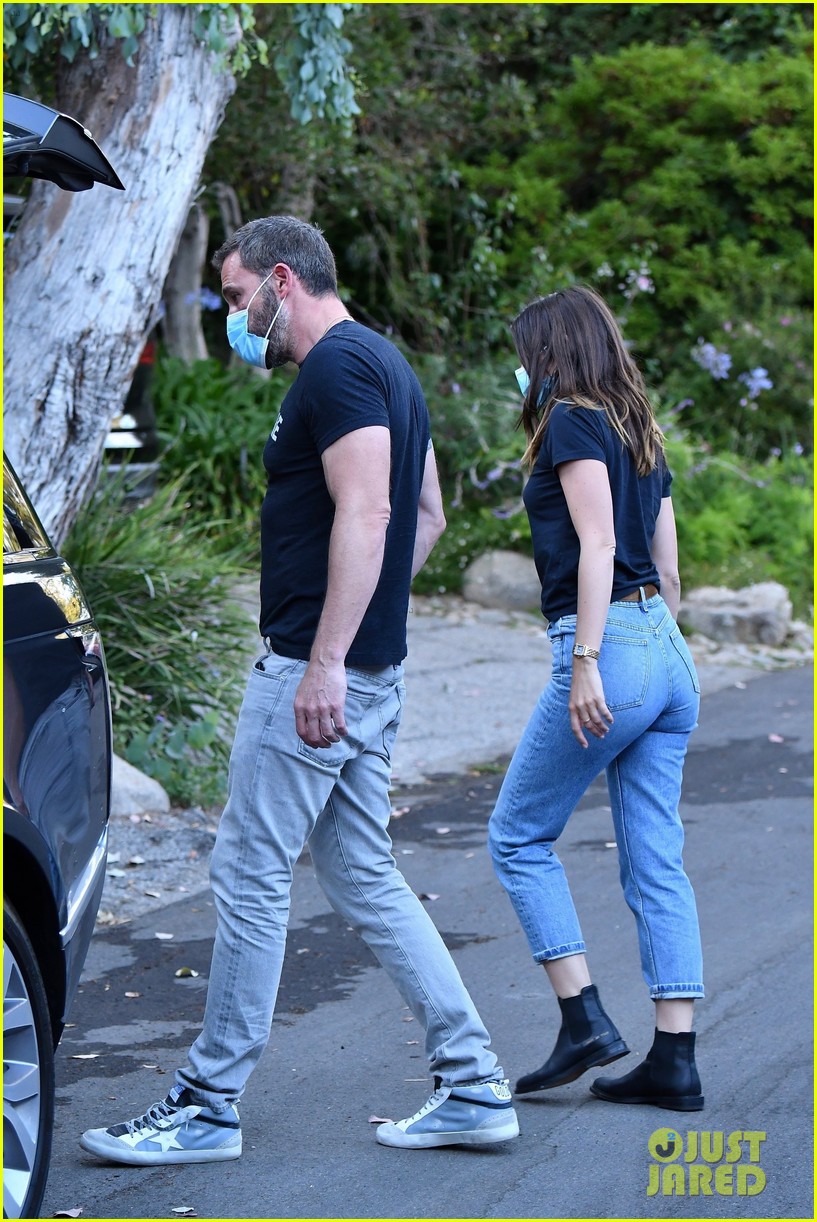 Photo ben affleck ana de armas drop off the kids 46 Photo 4475115