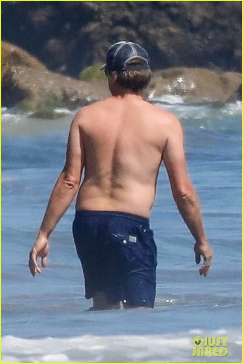 Леонардо ди каприо пляж