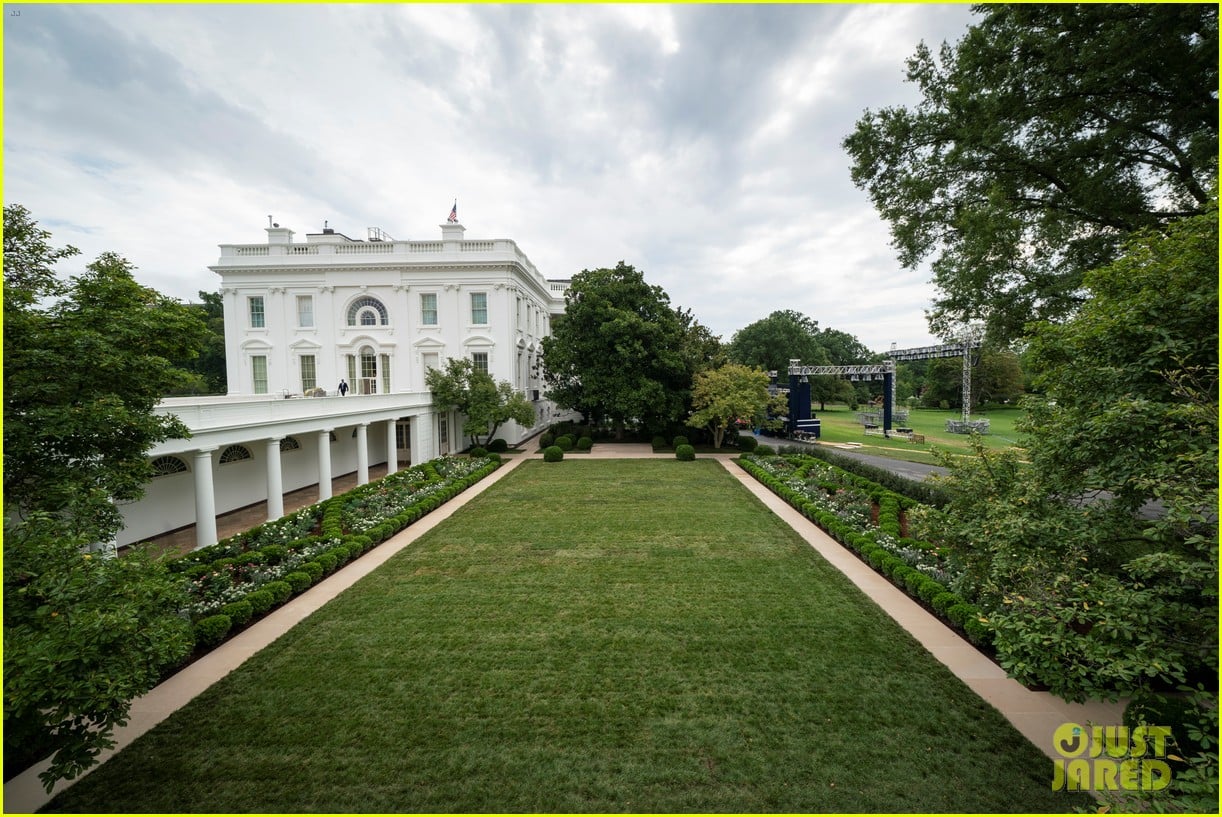 What Does The New Rose Garden At The White House Look Like What Does The New Rose Garden At The White House Look Like