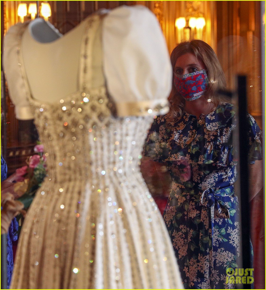 beatrice wedding dress