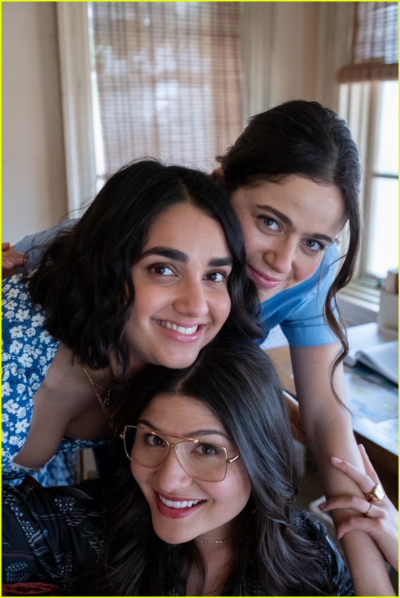 The Stars of 'The Broken Hearts Gallery' Interviewed Each Other