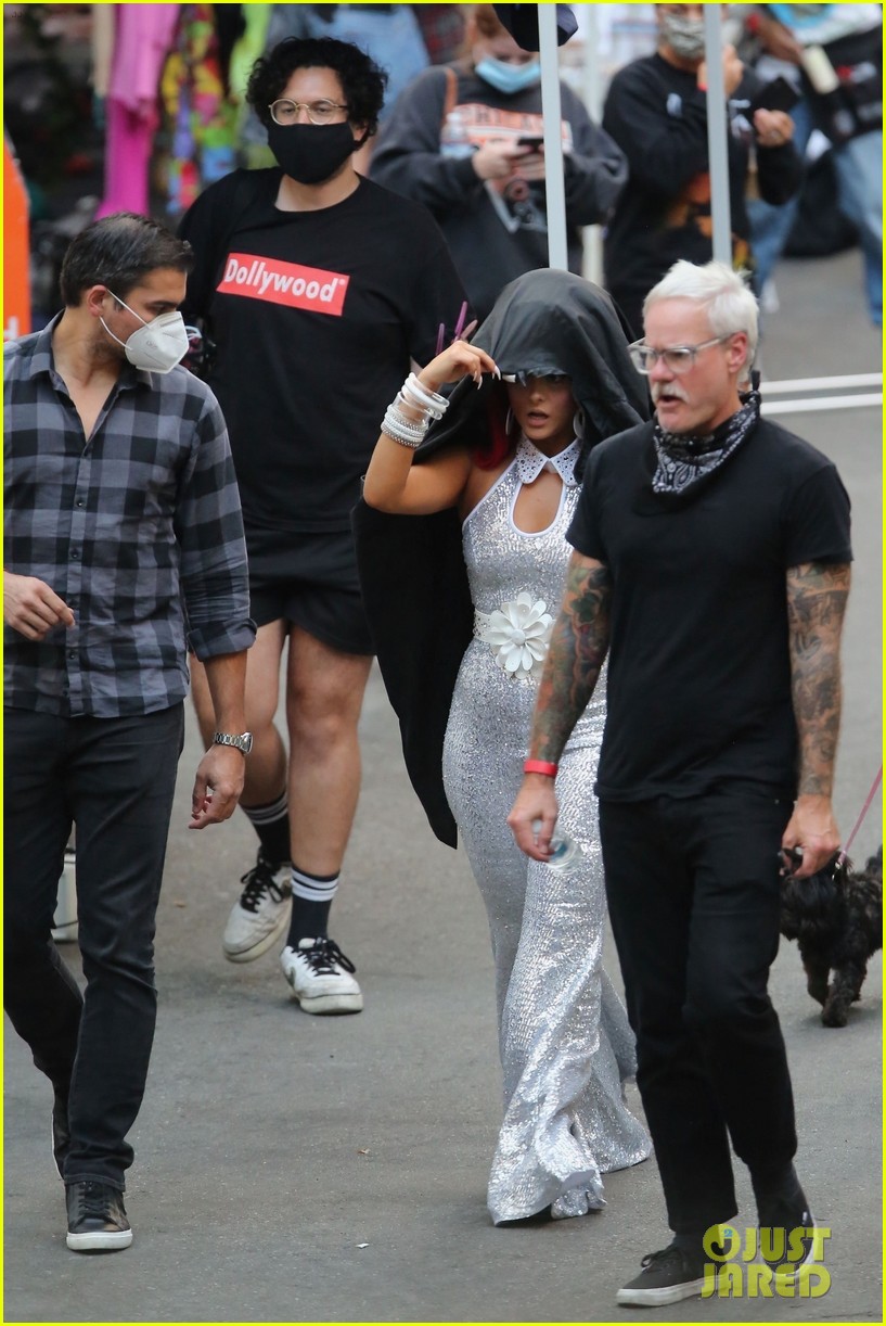 Bebe Rexha Doja Cat Film A Music Video Together In La Photo Bebe Rexha Doja Cat Music Nikita Dragun Video Pictures Just Jared